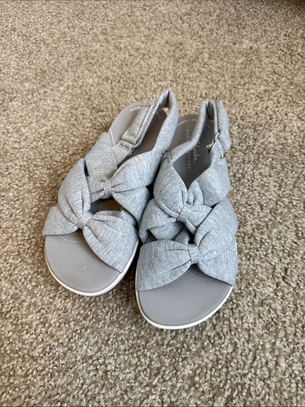 Clarks Light Gray Knotted Cloudsteppers Sandals